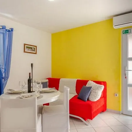 By The Sea Prigradica, Korcula - 22119 *