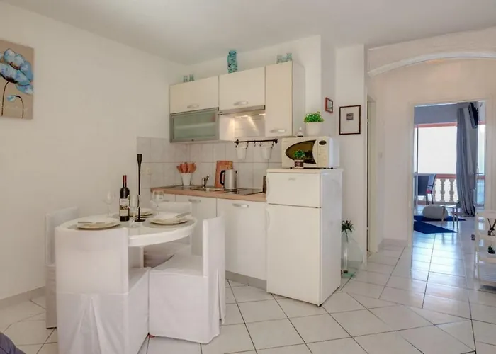 Apartment By The Sea Prigradica, Korcula - 22119 *