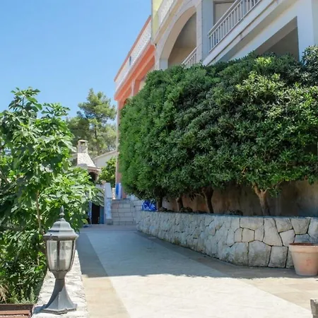 By The Sea Prigradica, Korcula - 22119 *